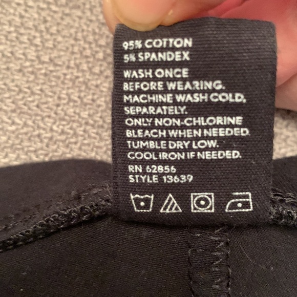 HUE Black Leggings Lightly Used Small - Picture 6 of 9